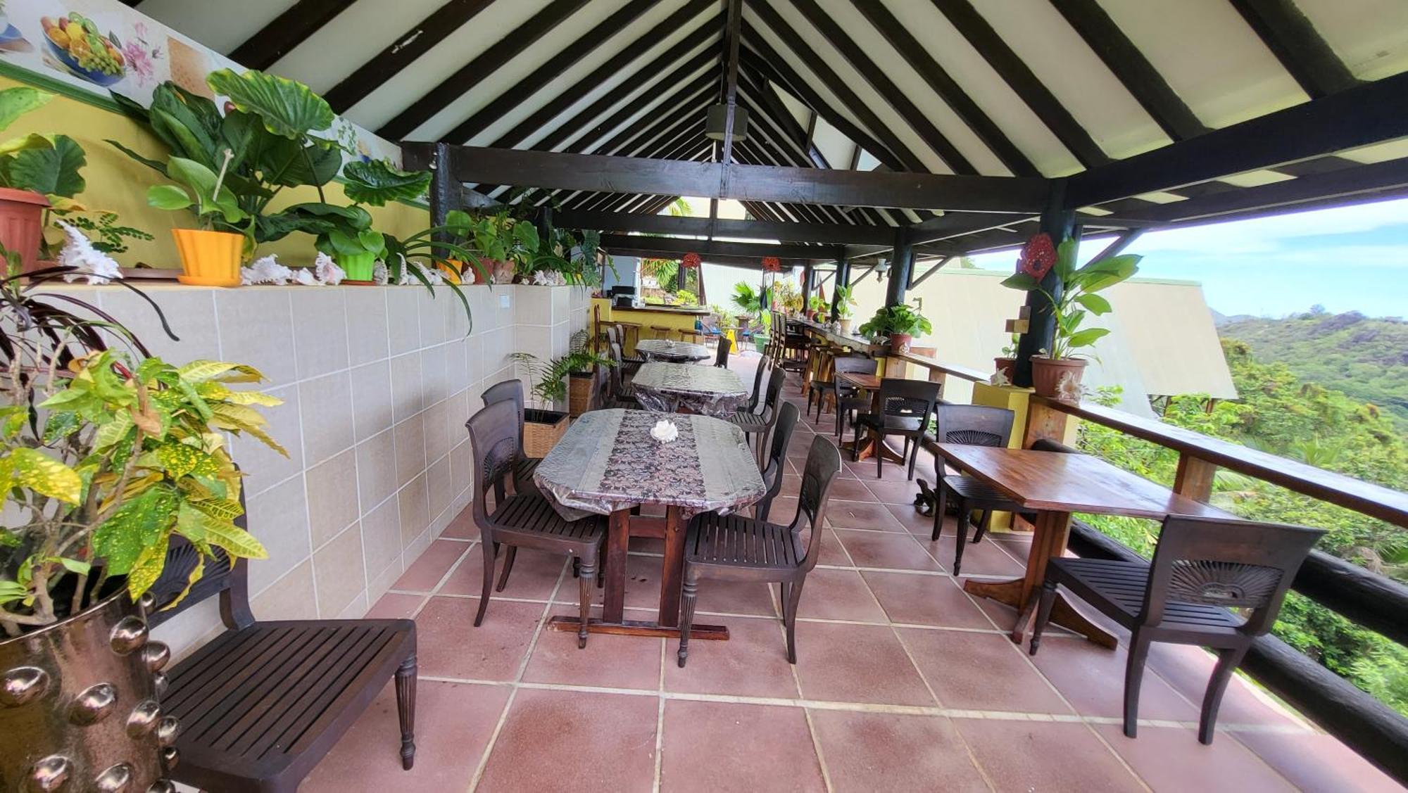 Mango Lodge Anse Volbert Village  Exterior photo