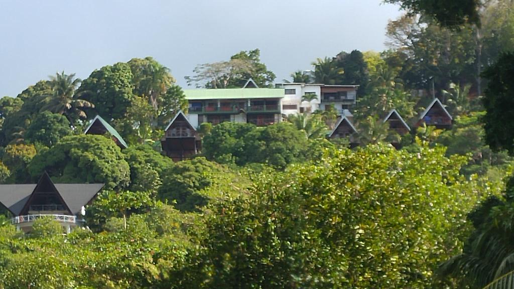 Mango Lodge Anse Volbert Village  Exterior photo